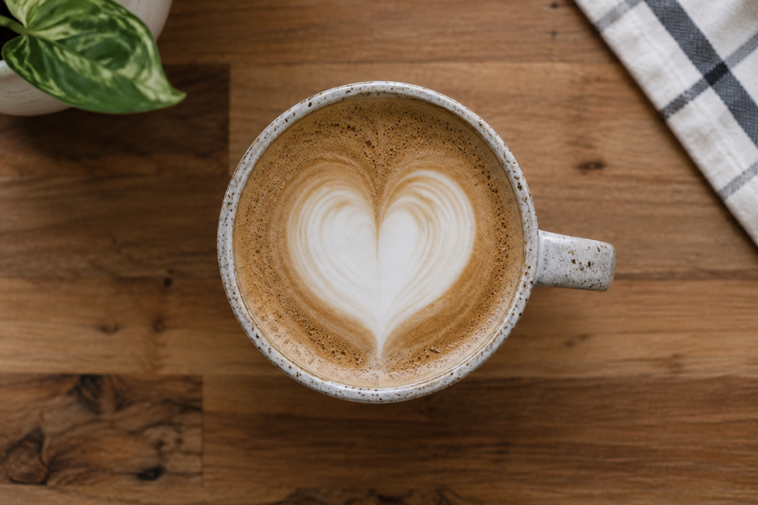 Latte art at home: 5 beginner tips from our barista course